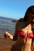 Haut de bikini Aru Manaiki Bikini porte en bandeau reversible imprime fleuri framboise